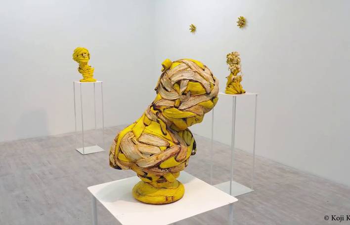 Um japones especializado em fazer esculturas feitas de bananas. Não, não é uma piada…