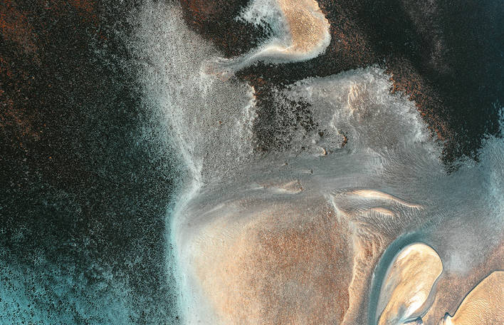 Fotógrafo aéreo captura paisagens mágicas de recifes tropicais