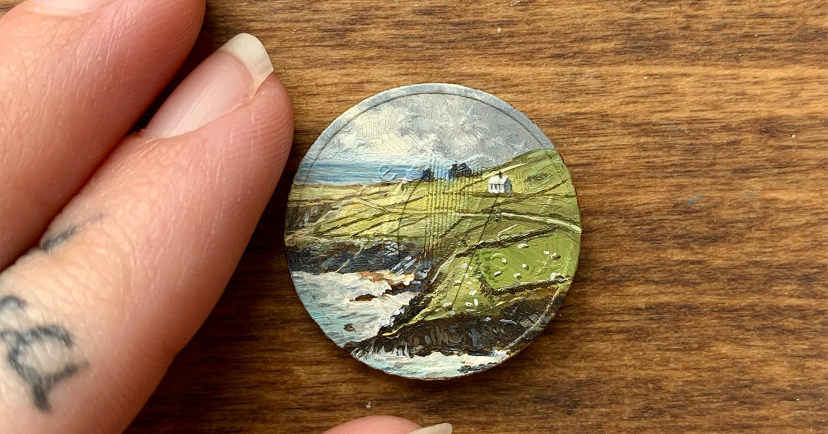 63 pinturas em miniatura em moedas de um centavo desta artista americana