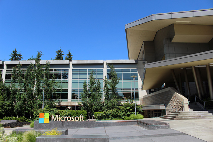 A Microsoft fez uma experiência de 4 dias de trabalho por semana no Japão, e notou um aumento de 40% na produtividade